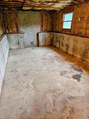 Empty room, Interior, Wooden Beams