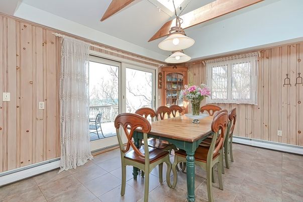 Dining room, Interior, Pendant Lights, Wooden Walls