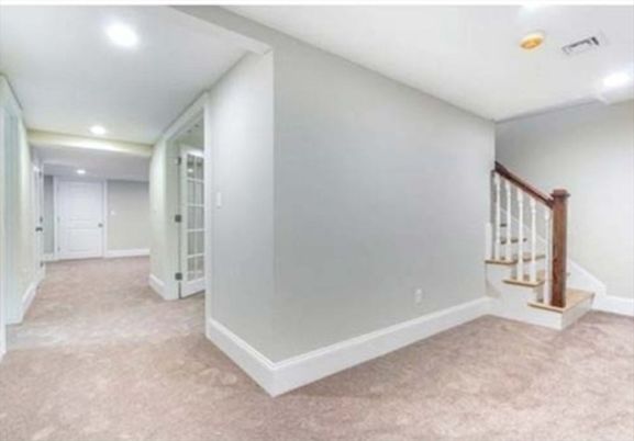 Empty room, Interior, Recessed Lighting