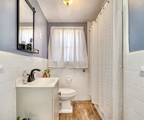Bathroom, Interior, Wood Texture Flooring