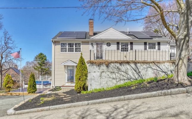 Exterior, Facade, Solar Panels, Georgian