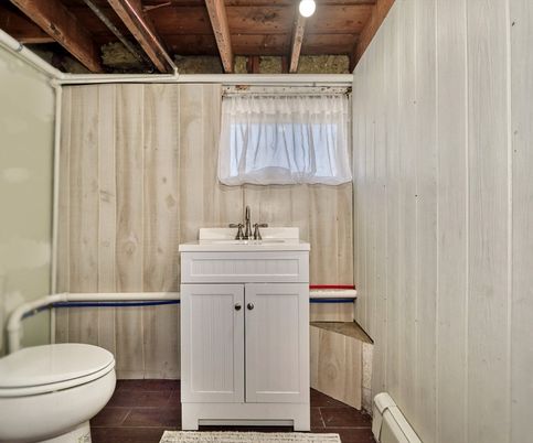 Bathroom, Interior, Wooden Beams, Wooden Ceilings
