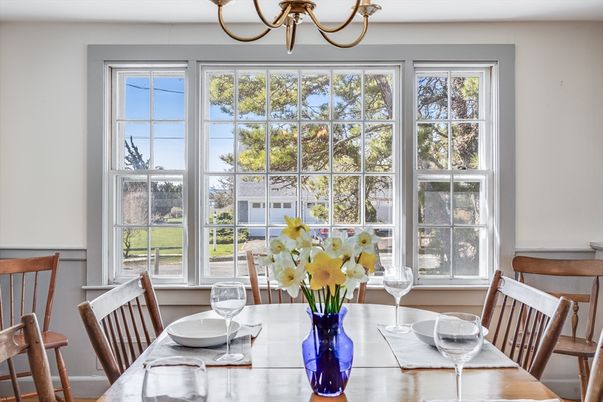 Chandelier, Dining room, Interior