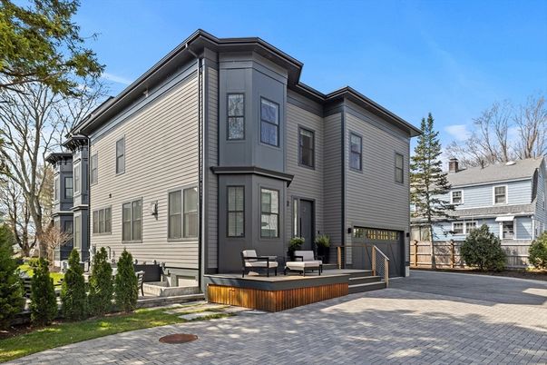 Exterior, Hot Tub