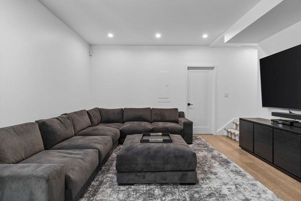 Interior, Living room, Recessed Lighting, Wood Texture Flooring