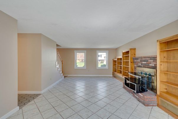Empty room, Fireplace, Interior