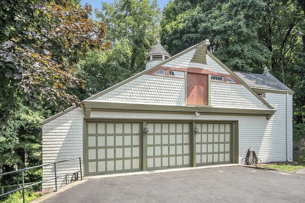 Attached, Detached Garage, Exterior, Facade, None