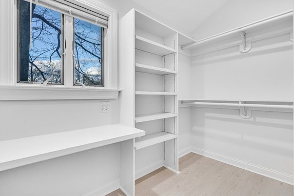 Interior, Walk-in Closets, Wood Texture Flooring