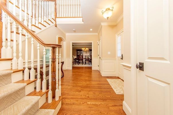 Chandelier, Dining room, Interior, Recessed Lighting, Wood Texture Flooring