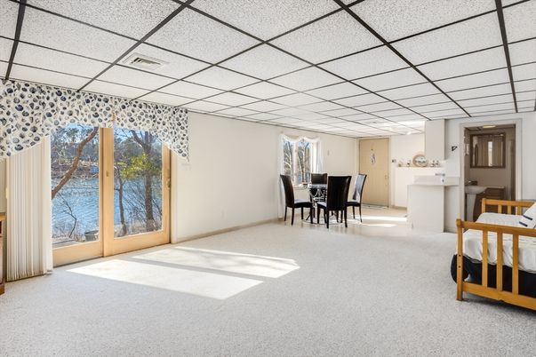 Dining room, Interior