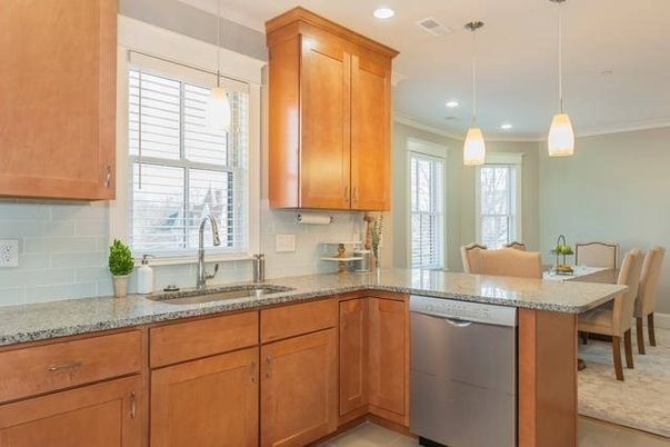 Dining room, Interior, Kitchen, Pendant Lights, Recessed Lighting, Stainless Steel Appliances