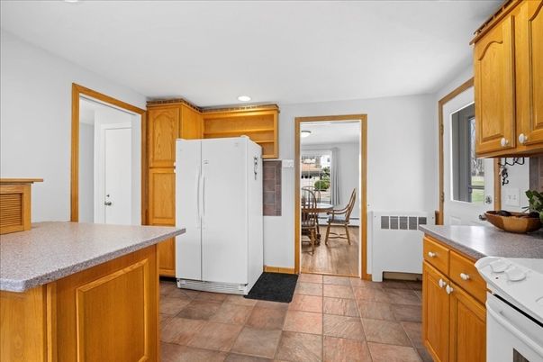 Dining room, Interior, Kitchen, Recessed Lighting, Wood Texture Flooring