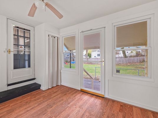 Empty room, Fireplace, Interior, Wood Texture Flooring