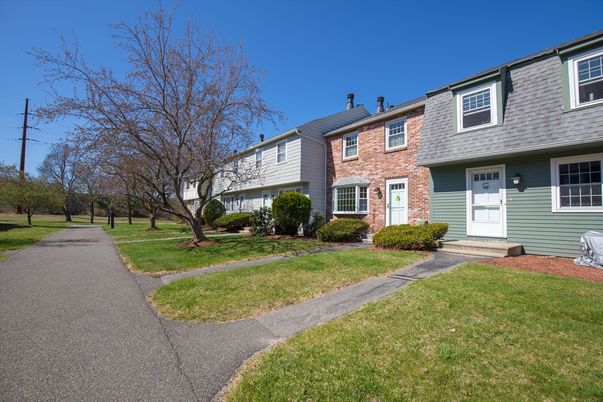 Exterior, Facade, Brick Facade, Cape Cod