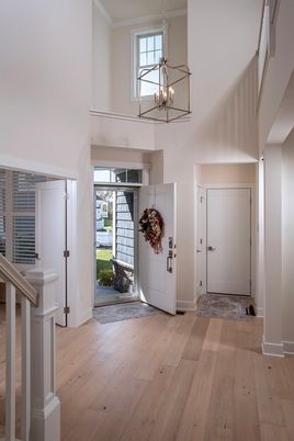 Interior, Pendant Lights, Wood Texture Flooring