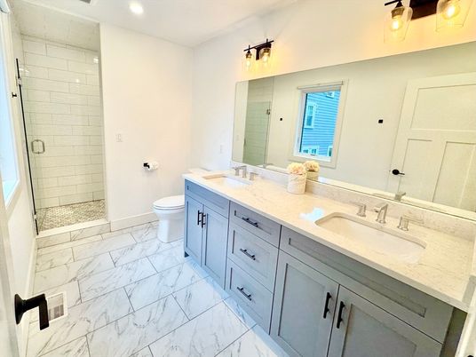 Bathroom, Dual Sink Vanities, Interior, Marble, Recessed Lighting