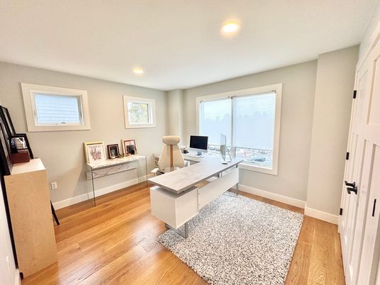 Home Office, Interior, Recessed Lighting, Wood Texture Flooring