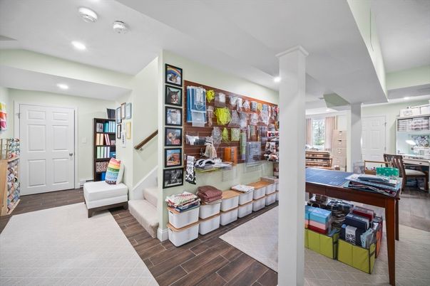 Interior, Recessed Lighting, Wood Texture Flooring