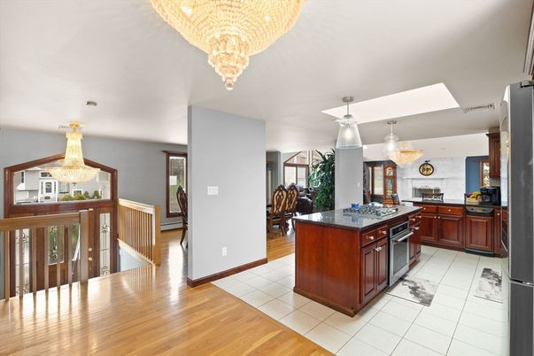Chandelier, Dining room, Interior, Kitchen, Pendant Lights, Wood Texture Flooring
