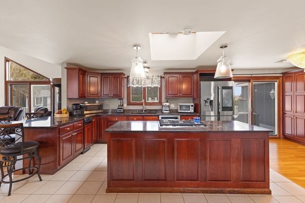 Interior, Kitchen, Pendant Lights, Wood Texture Flooring