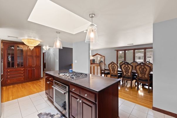 Chandelier, Dining room, Interior, Kitchen, Pendant Lights, Wood Texture Flooring