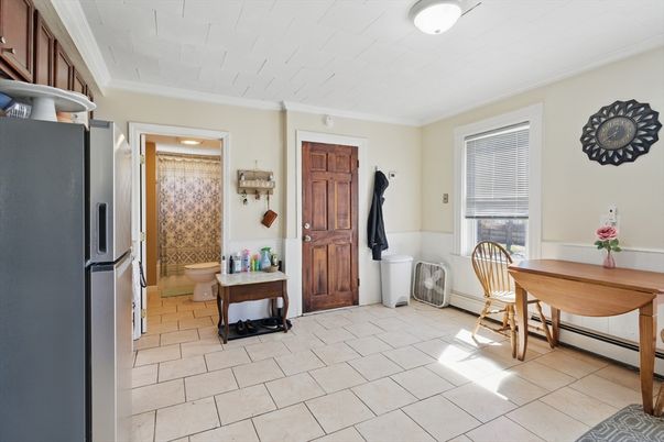 Dining room, Interior