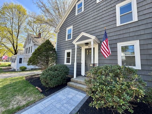 Exterior, Facade, None
