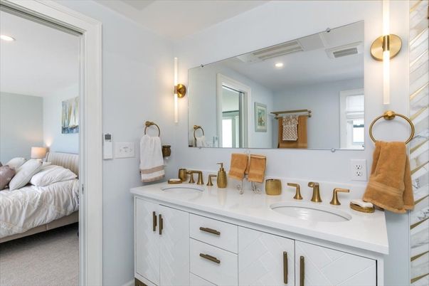 Bathroom, Bedroom, Dual Sink Vanities, Interior, Recessed Lighting