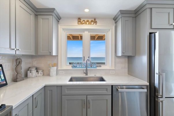 Interior, Kitchen, Recessed Lighting, Stainless Steel Appliances, Water