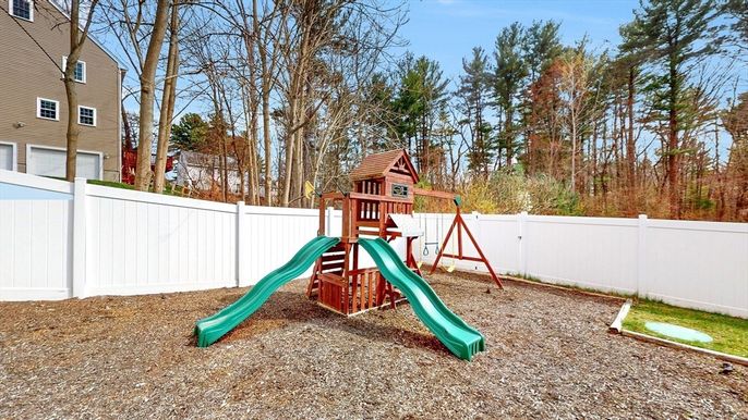 Backyard, Exterior, Playground