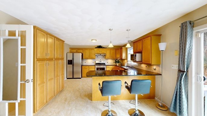 Interior, Kitchen, Pendant Lights, Stainless Steel Appliances
