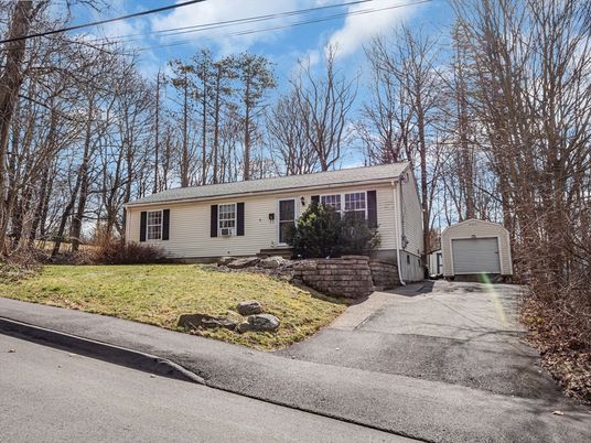 Detached Garage, Exterior, Facade, Cape Cod