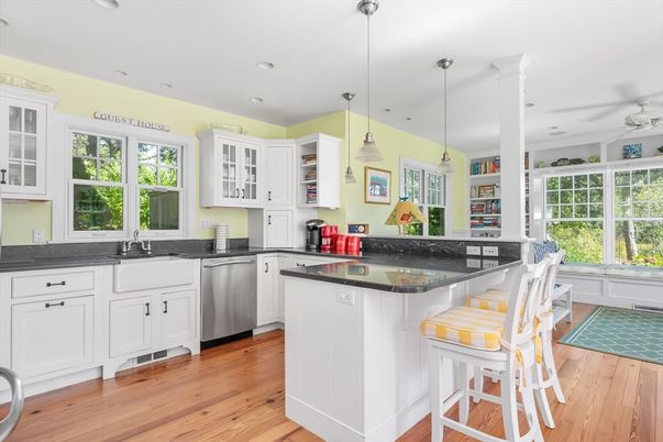 Interior, Kitchen, Pendant Lights, Recessed Lighting, Wood Texture Flooring