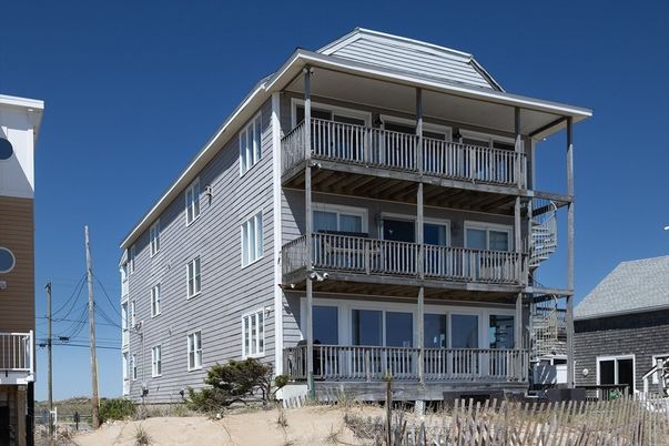 Exterior, Facade, American Craftsman
