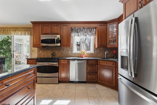 Interior, Kitchen, Stainless Steel Appliances