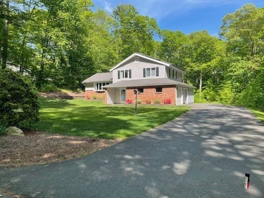 Attached, Backyard, Exterior, Facade, Brick Facade, Split Level