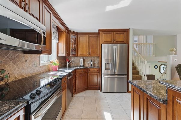 Interior, Kitchen, Stainless Steel Appliances