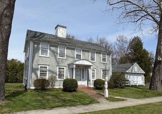 Exterior, Facade, Georgian
