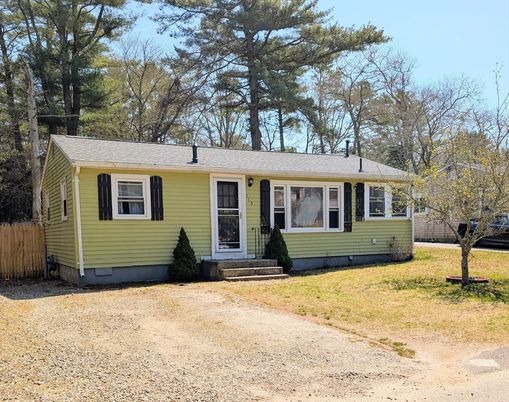 Exterior, Facade, Cape Cod