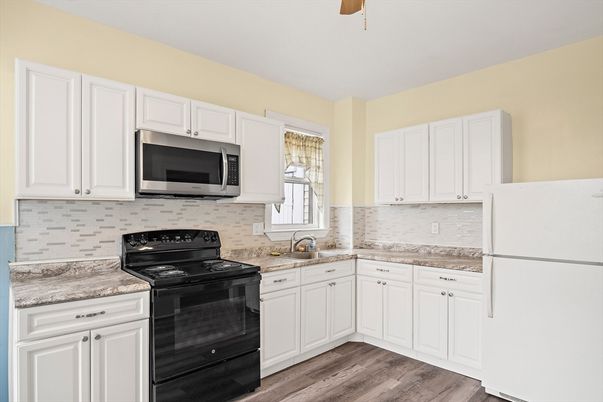 Interior, Kitchen, Wood Texture Flooring
