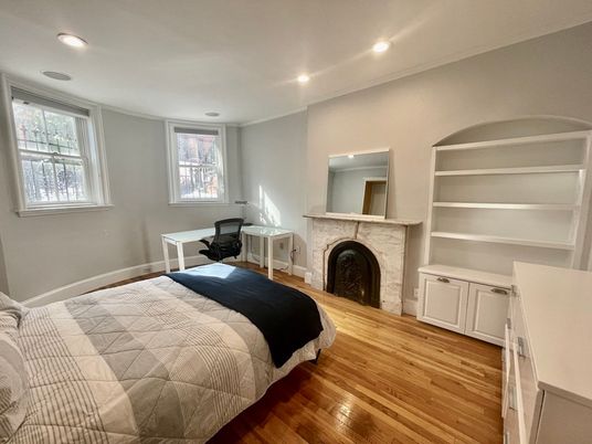 Bedroom, Fireplace, Interior, Recessed Lighting, Wood Texture Flooring