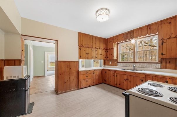 Interior, Kitchen, Wood Texture Flooring, Wooden Walls