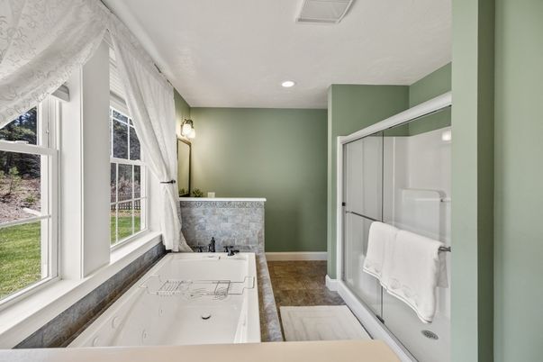 Bathroom, Interior, Recessed Lighting