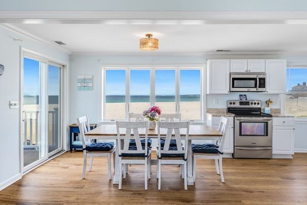 Dining room, Interior, Kitchen, Stainless Steel Appliances, Water, Wood Texture Flooring