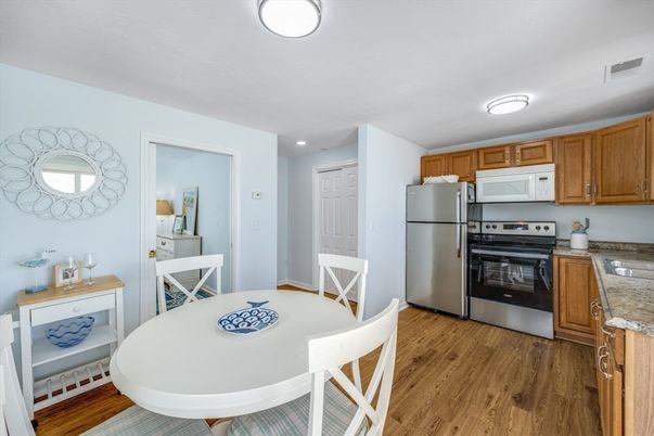 Interior, Kitchen, Recessed Lighting, Wood Texture Flooring