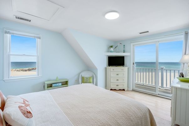 Bedroom, Interior, Water, Wood Texture Flooring