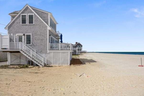 Backyard, Exterior, Water