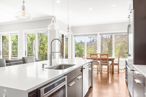 Dining room, Interior, Kitchen, Pendant Lights, Recessed Lighting, Wood Texture Flooring