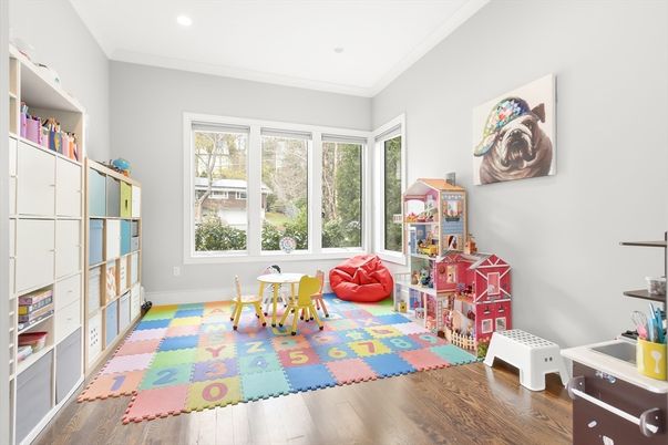 Interior, Recessed Lighting, Wood Texture Flooring