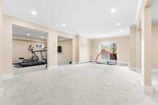 Fitness Equipment, Interior, Recessed Lighting